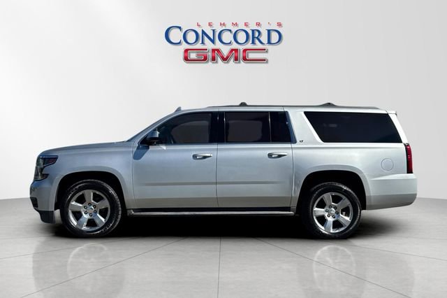 Used 2016 Chevrolet Suburban LT image 7