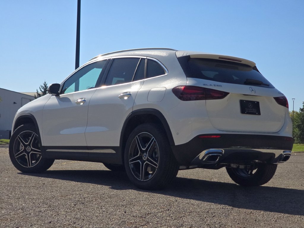 New 2026 Mercedes-Benz GLA 250 4MATIC image 13