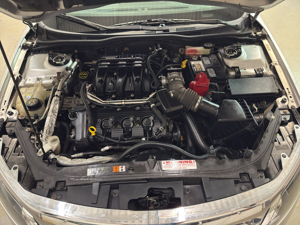 Used 2011 Ford Fusion SEL w/ 302A Rapid Spec Order Code image 31