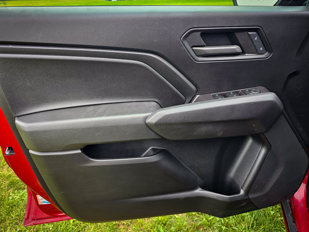 Used 2023 Chevrolet Colorado Trail Boss AWD/4WD image 13
