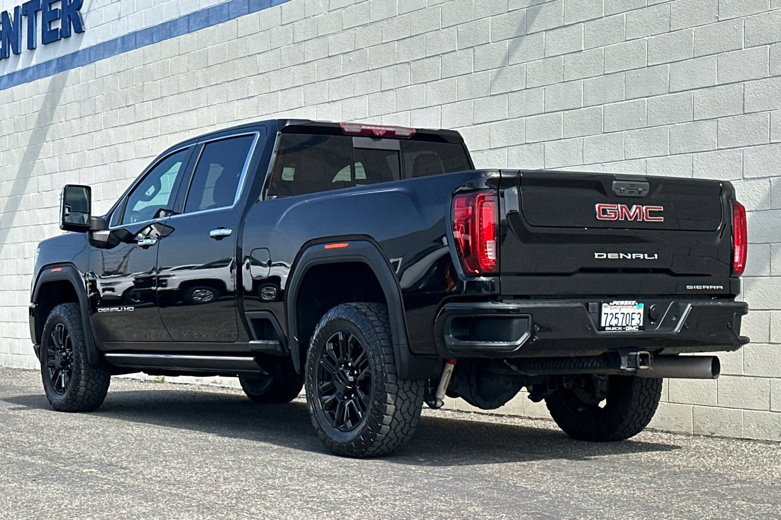 Certified 2021 GMC Sierra 2500 Denali w/ Denali Black Diamond Edition AWD/4WD image 6