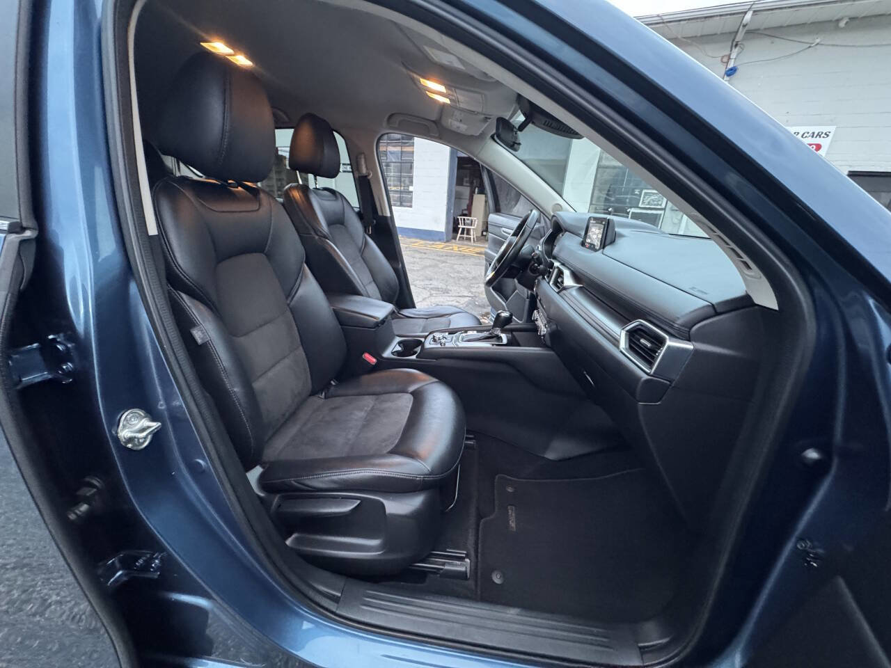 Used 2017 MAZDA CX-5 Touring AWD/4WD image 57