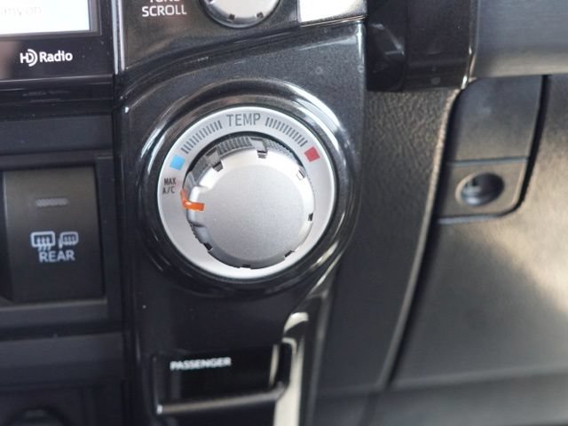 Used 2024 Toyota 4Runner TRD Off-Road Premium AWD/4WD image 37
