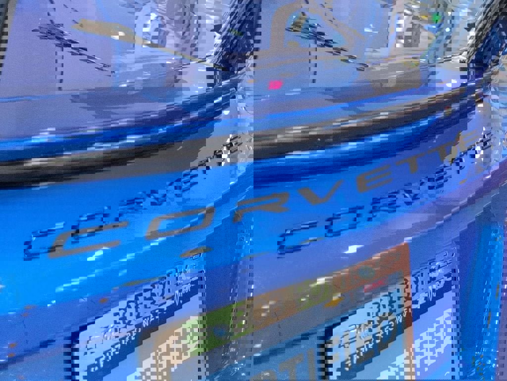 Used 2025 Chevrolet Corvette Stingray Preferred Cpe w/ 2LT image 9