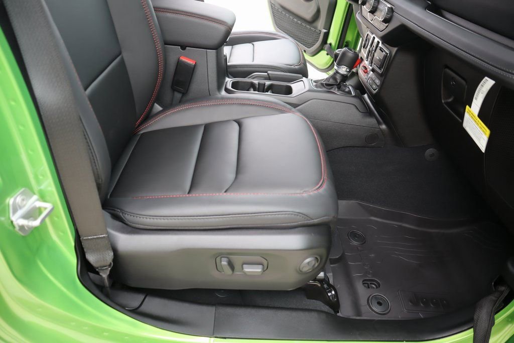 New 2026 Jeep Gladiator Rubicon w/ Steel Power Dome Hood Package image 14