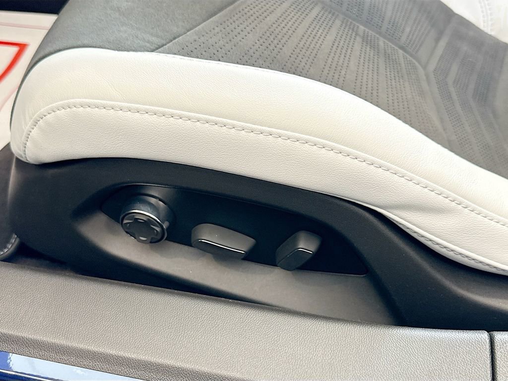 New 2026 Chevrolet Corvette Stingray Premium Conv w/ Z51 Performance Package image 20