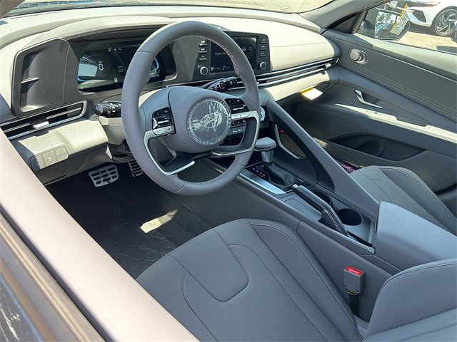 New 2025 Hyundai Elantra Sport FWD image 6