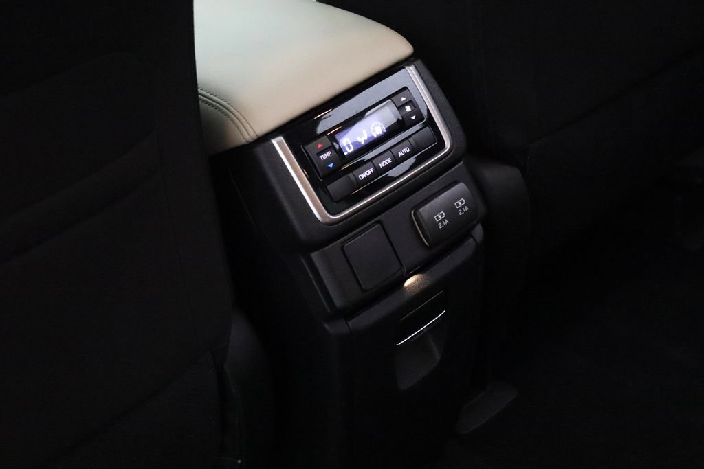 Used 2020 Subaru Ascent Premium w/ Sport Package AWD/4WD image 14