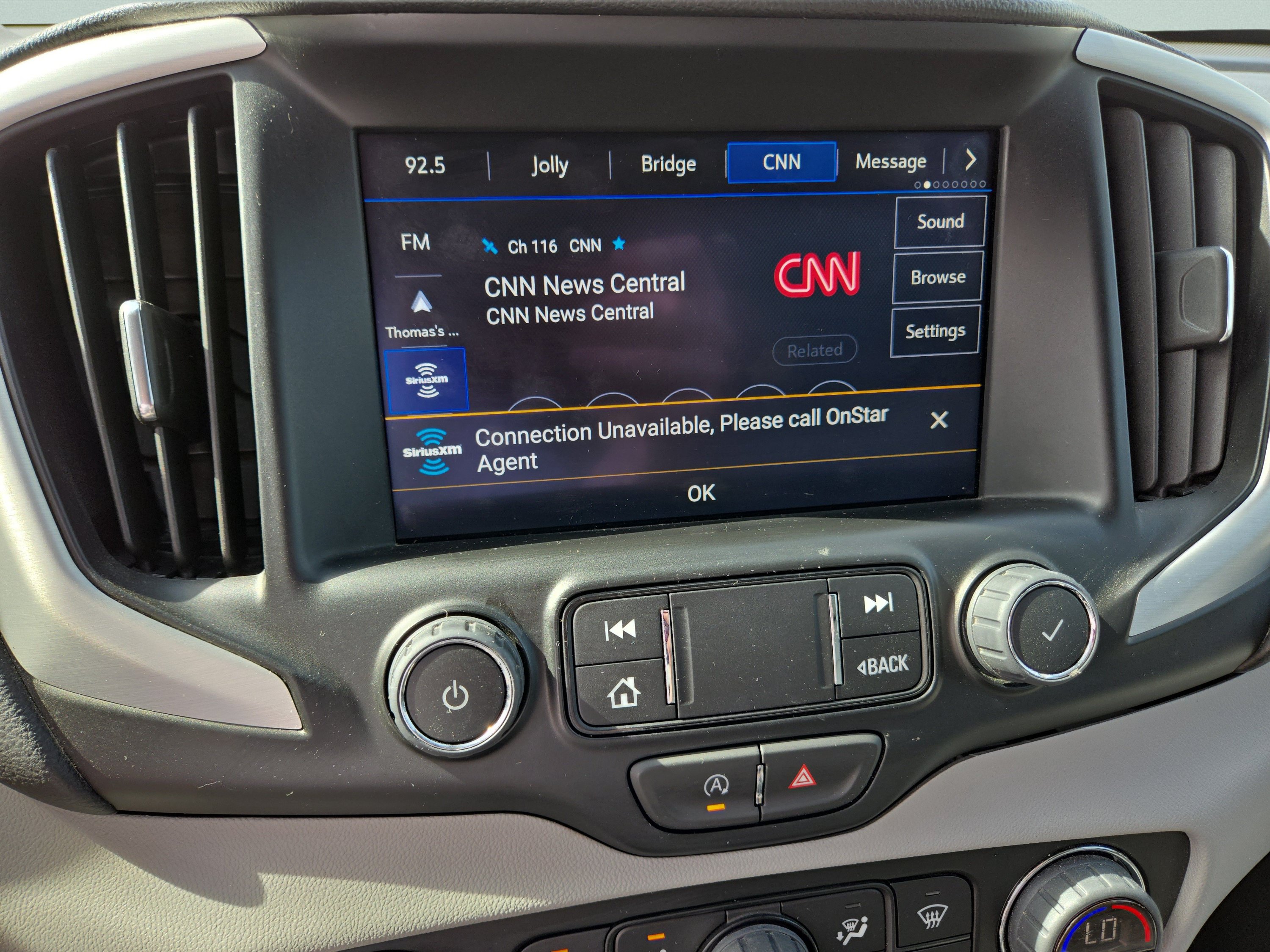 Used 2024 GMC Terrain SLT AWD/4WD image 18