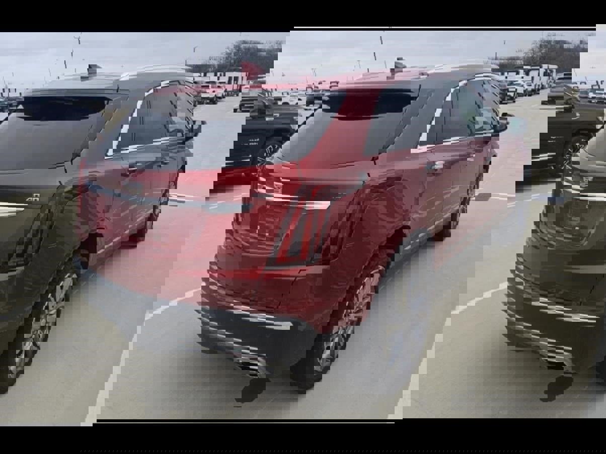 Certified 2025 Cadillac XT5 Premium Luxury w/ Technology Package image 4