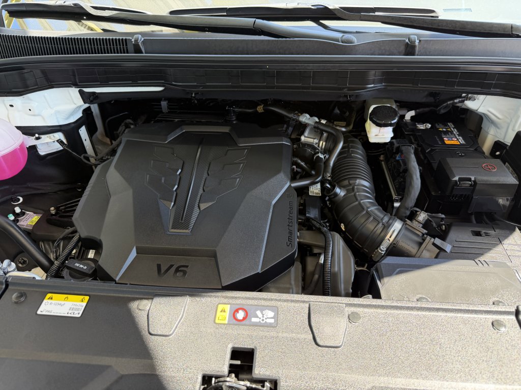 Used 2026 Kia Carnival SX FWD image 46