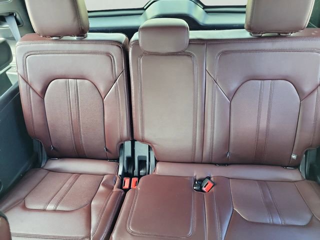 Used 2023 Ford Expedition Limited image 13