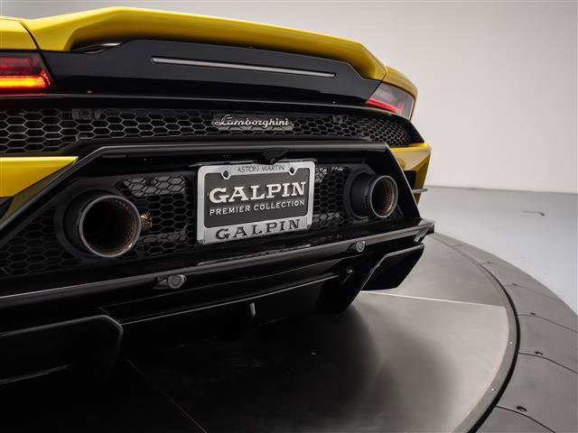 Used 2020 Lamborghini Huracan EVO image 41