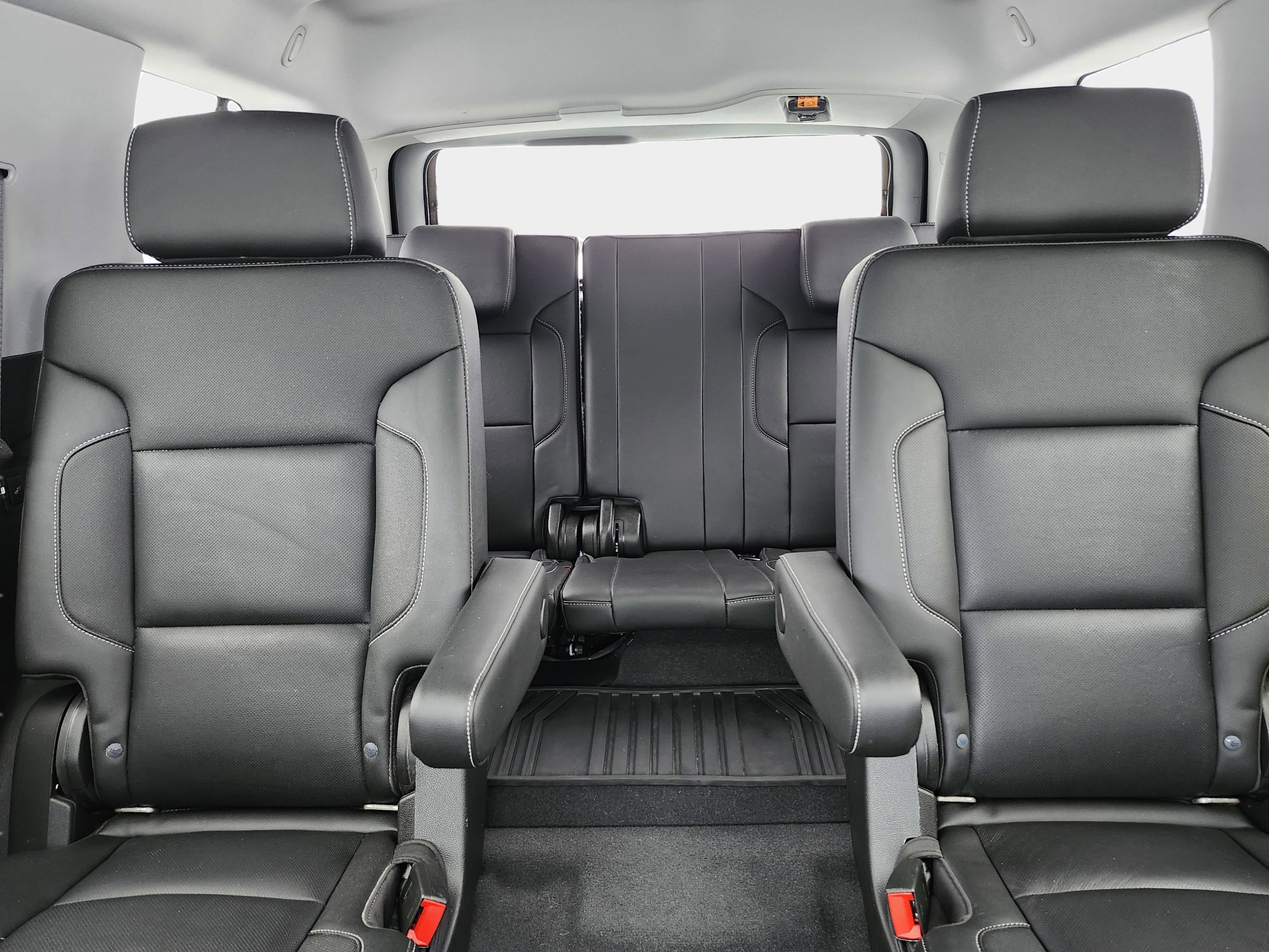 Used 2019 Chevrolet Tahoe Premier image 32