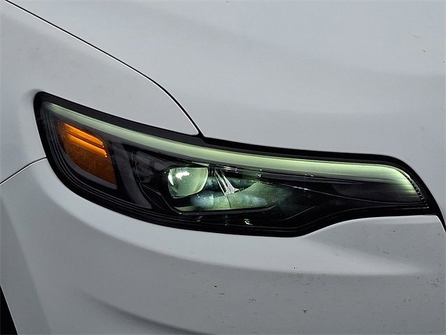 Used 2019 Jeep Cherokee Limited image 9