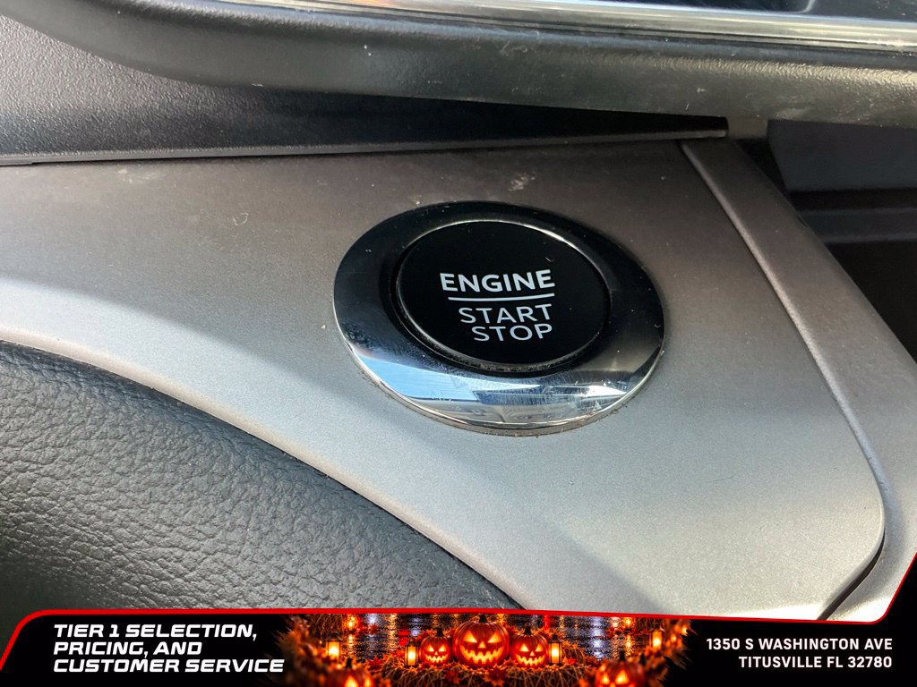 Used 2023 Ford Explorer XLT w/ Equipment Group 202A RWD image 21