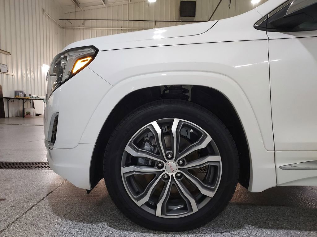 Used 2020 GMC Terrain Denali FWD image 16