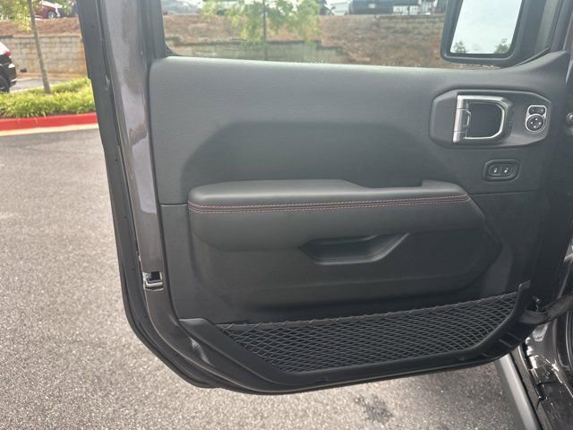 New 2025 Jeep Wrangler Rubicon w/ XTREMEE 35" Tire Package image 10