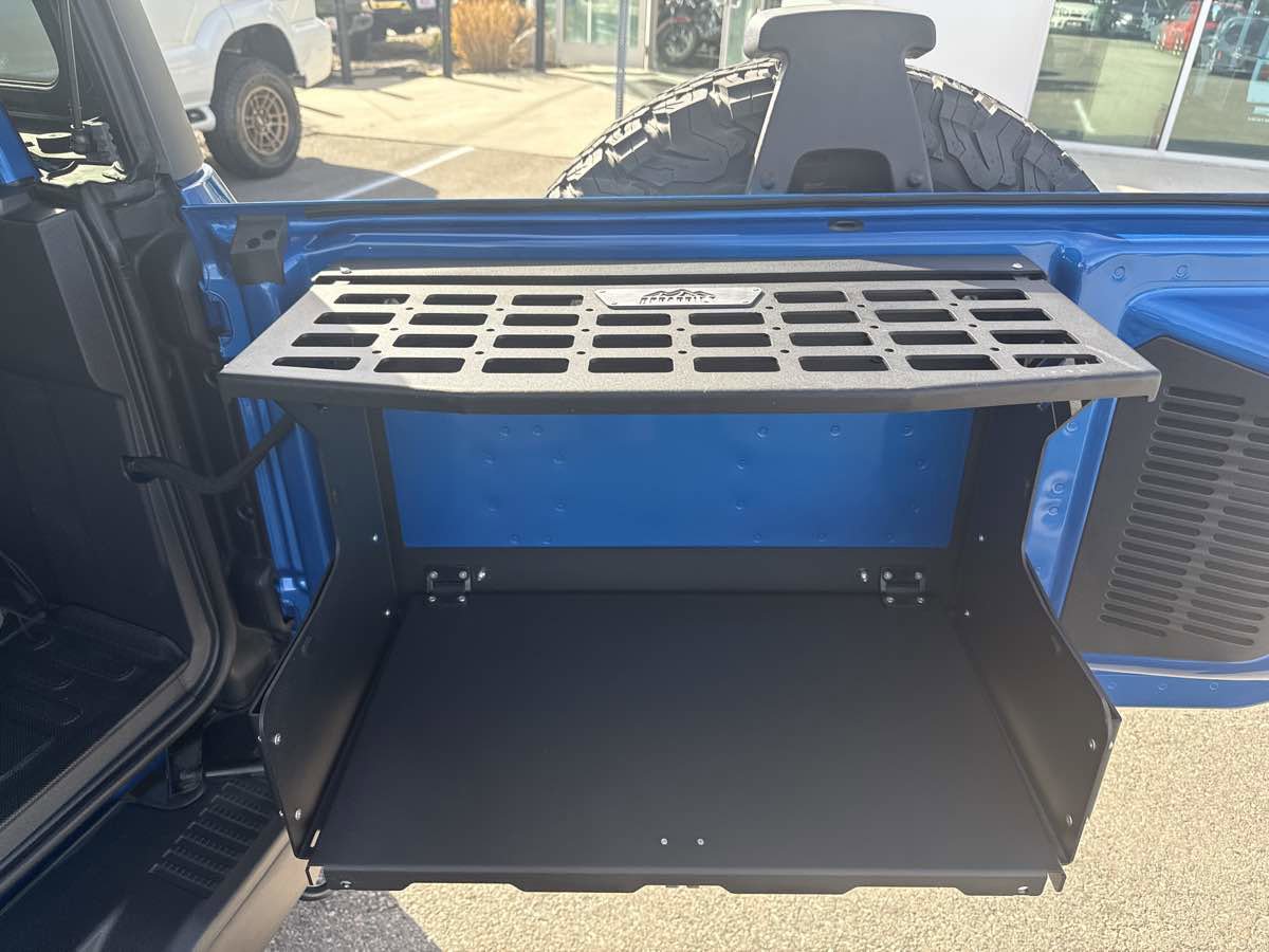 Used 2023 Ford Bronco Badlands image 17