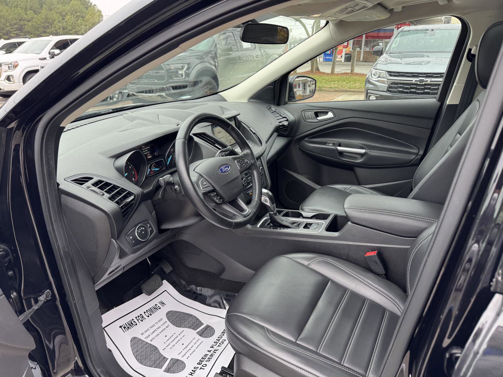 Used 2019 Ford Escape SEL image 2