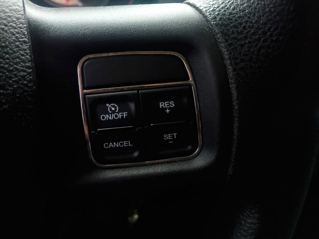 Used 2013 RAM 1500 Express image 25