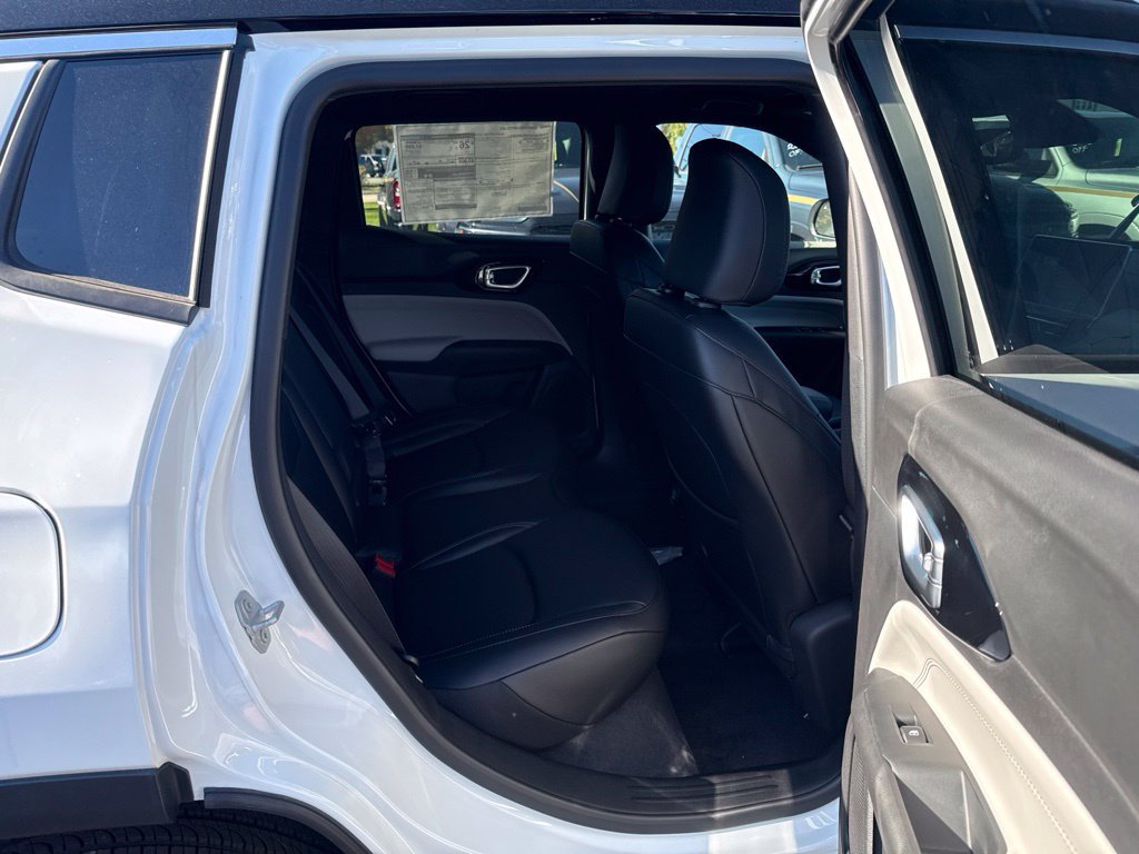 New 2026 Jeep Compass Limited AWD/4WD image 23