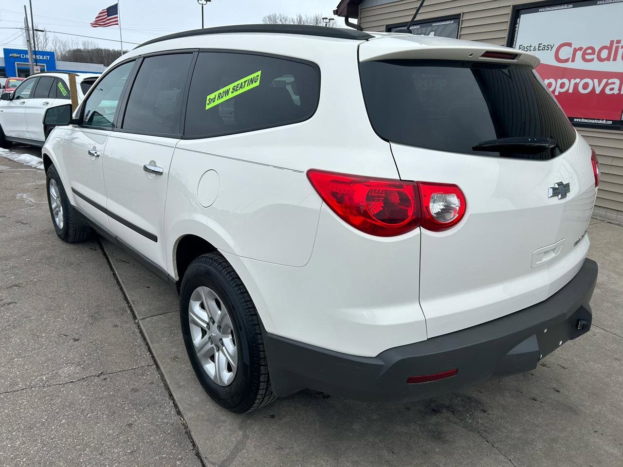 Used 2012 Chevrolet Traverse LS image 7