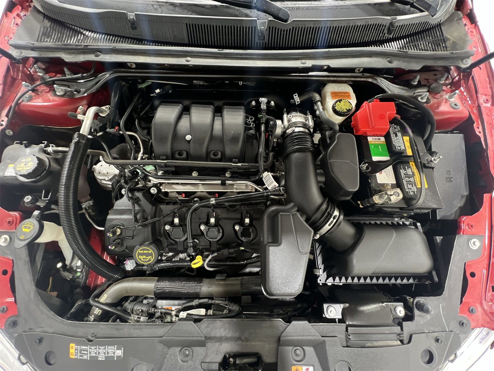 Used 2018 Ford Taurus Limited image 26