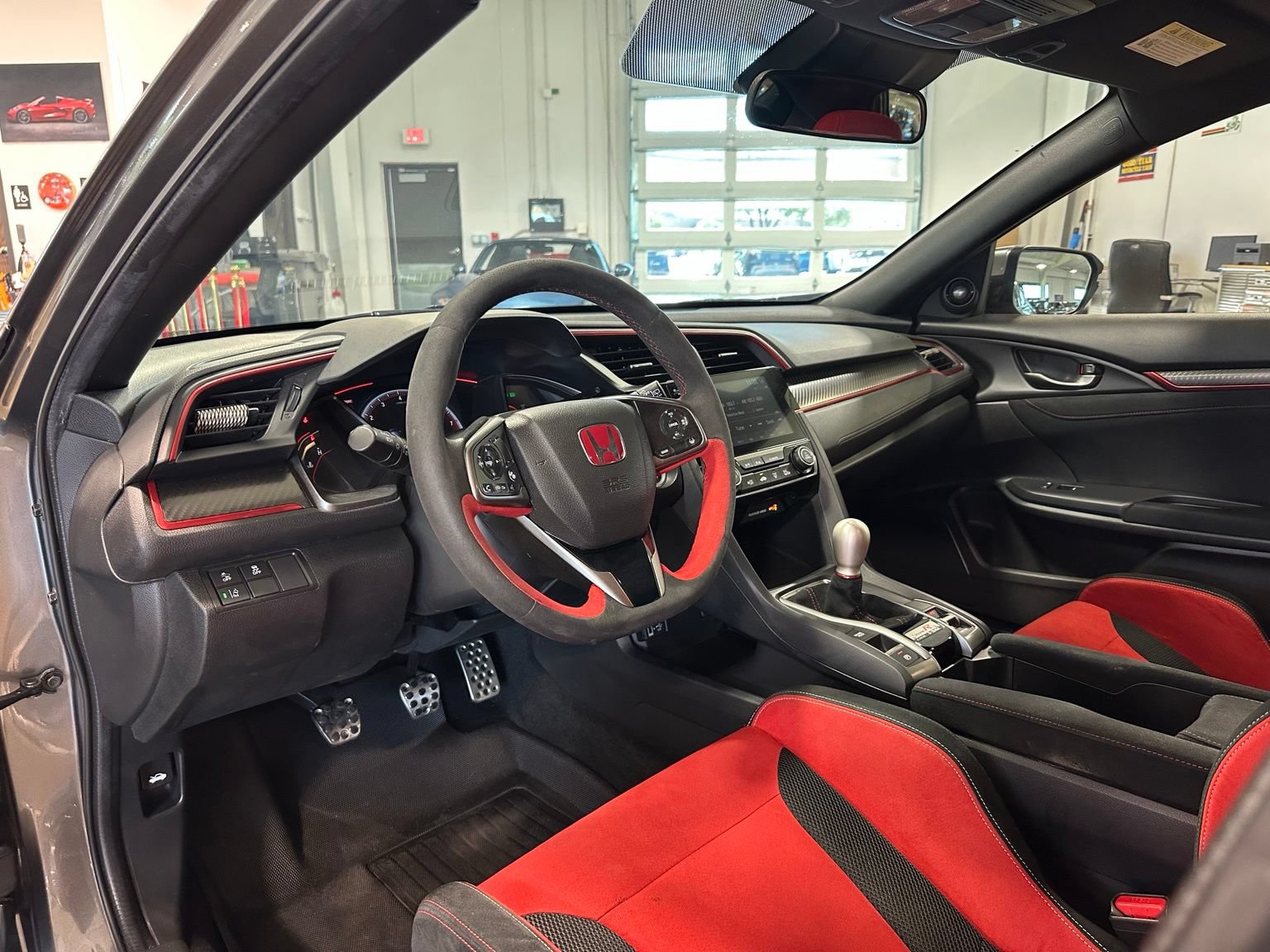 Used 2020 Honda Civic Type R image 15