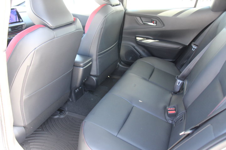 New 2027 Toyota Prius Plug-In Hybrid w/ Limited Premium Package FWD image 13
