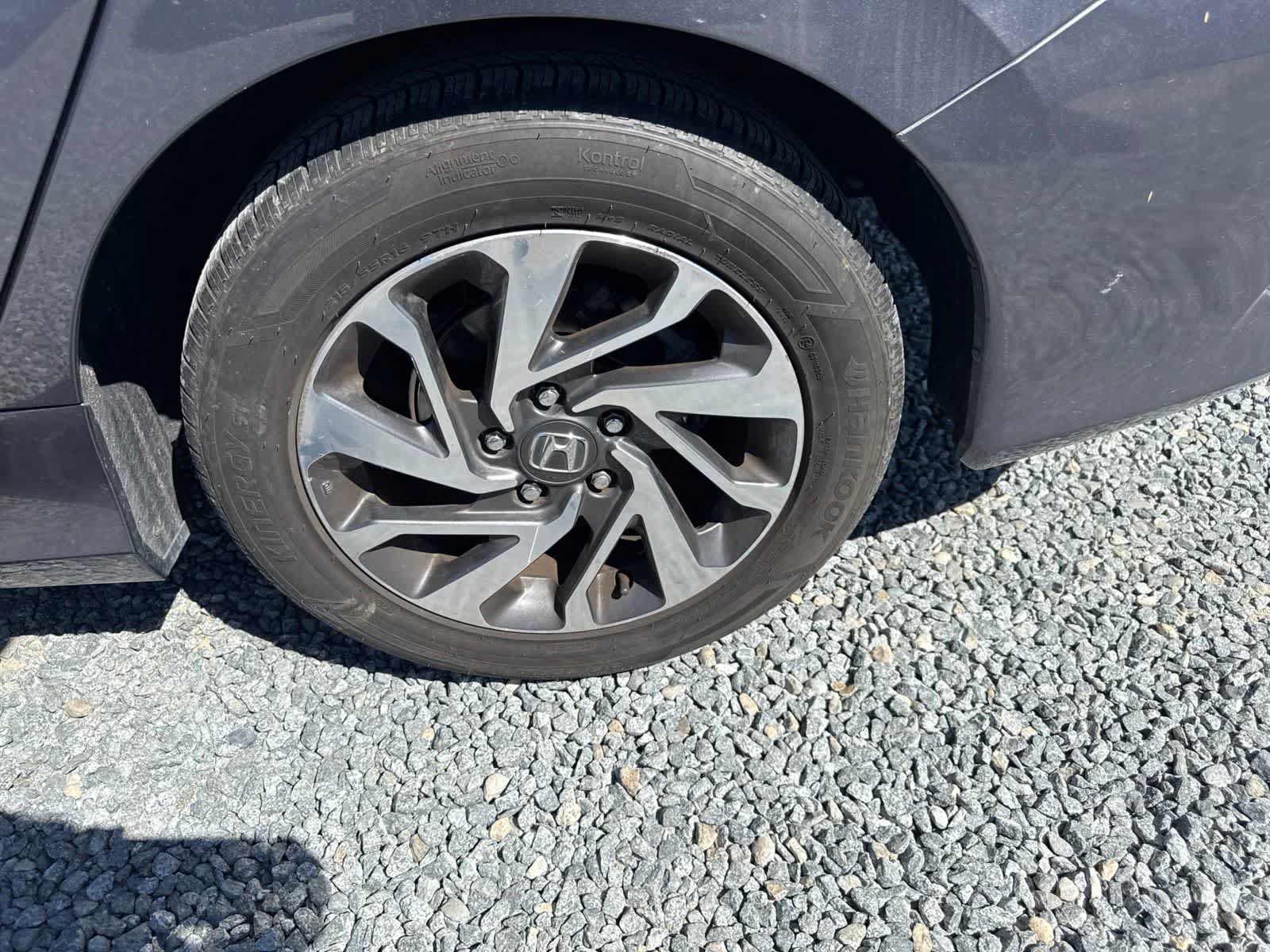Used 2017 Honda Civic EX image 10