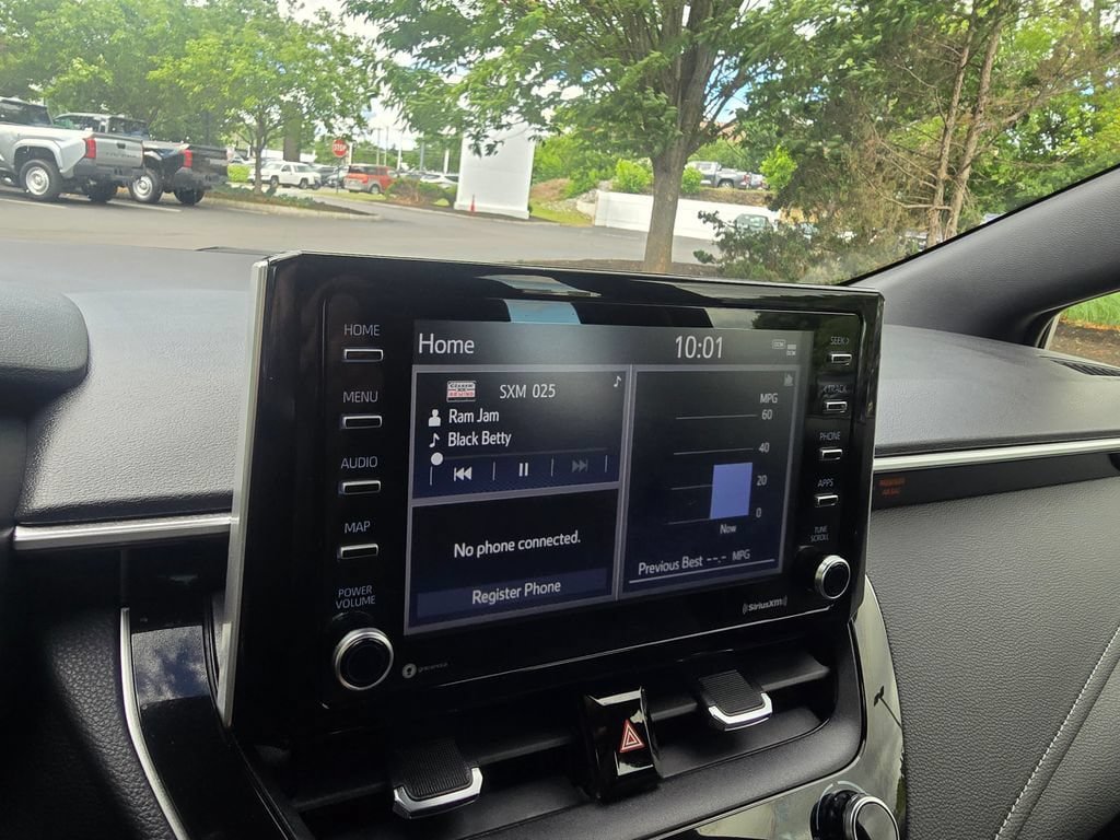Certified 2021 Toyota Corolla SE FWD image 22