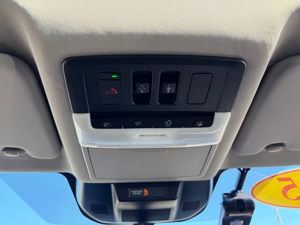 Certified 2025 Nissan Rogue Platinum w/ Platinum Premium Package image 22