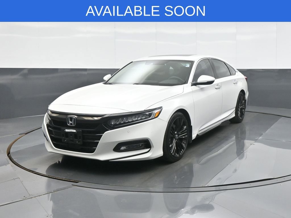 Used 2018 Honda Accord Touring image 3