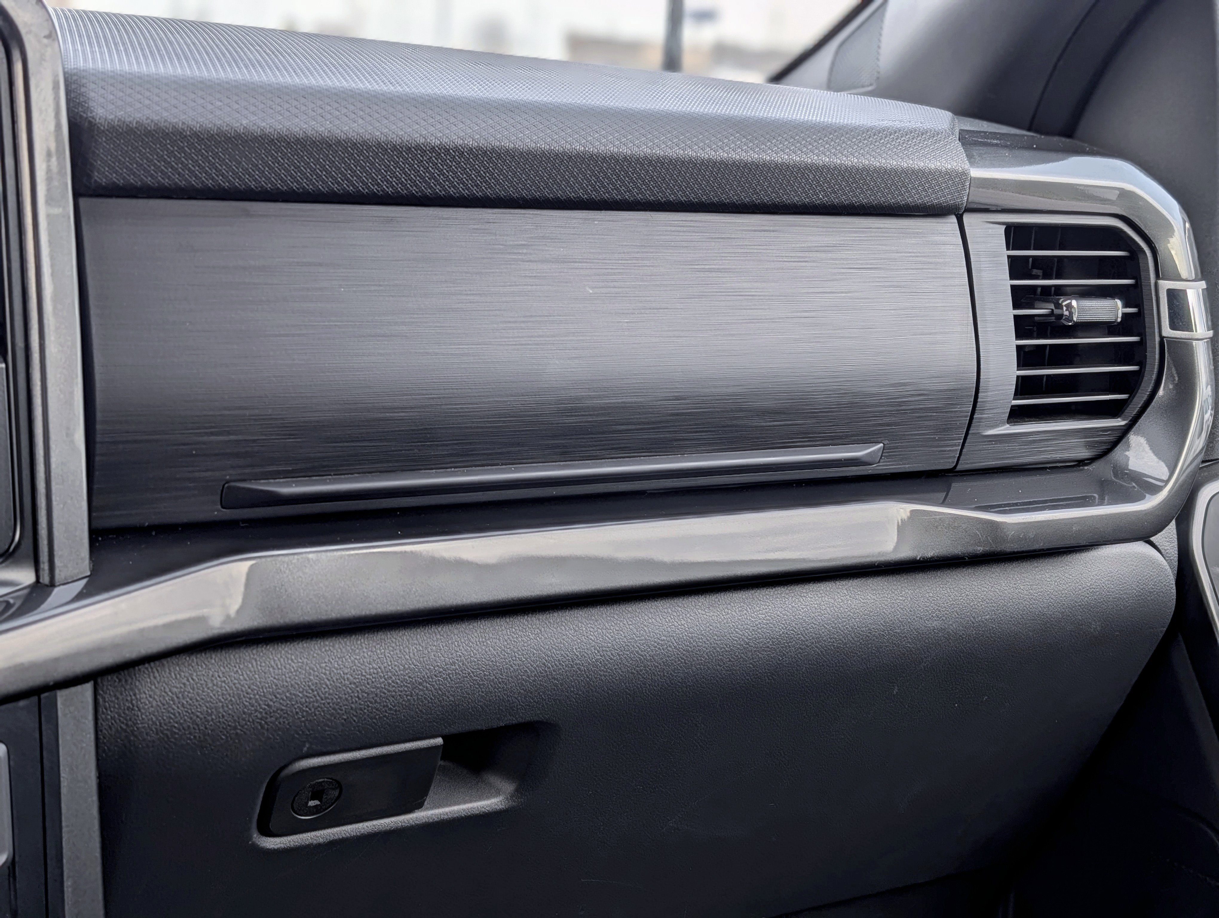 Used 2023 Ford F150 XLT w/ Equipment Group 302A High image 17