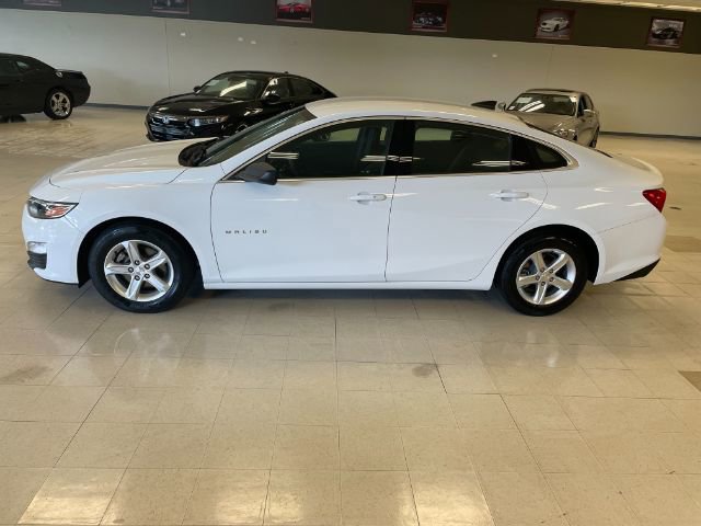 Used 2023 Chevrolet Malibu LS image 4