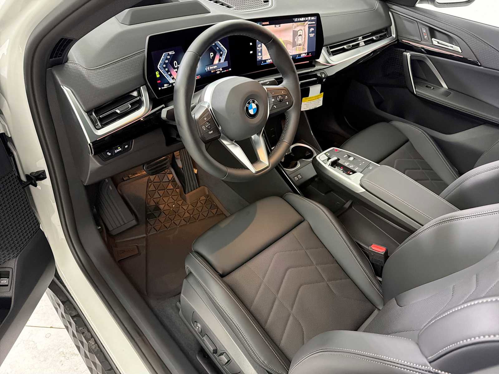 New 2026 BMW X2 xDrive28i w/ Technology Package AWD/4WD image 11