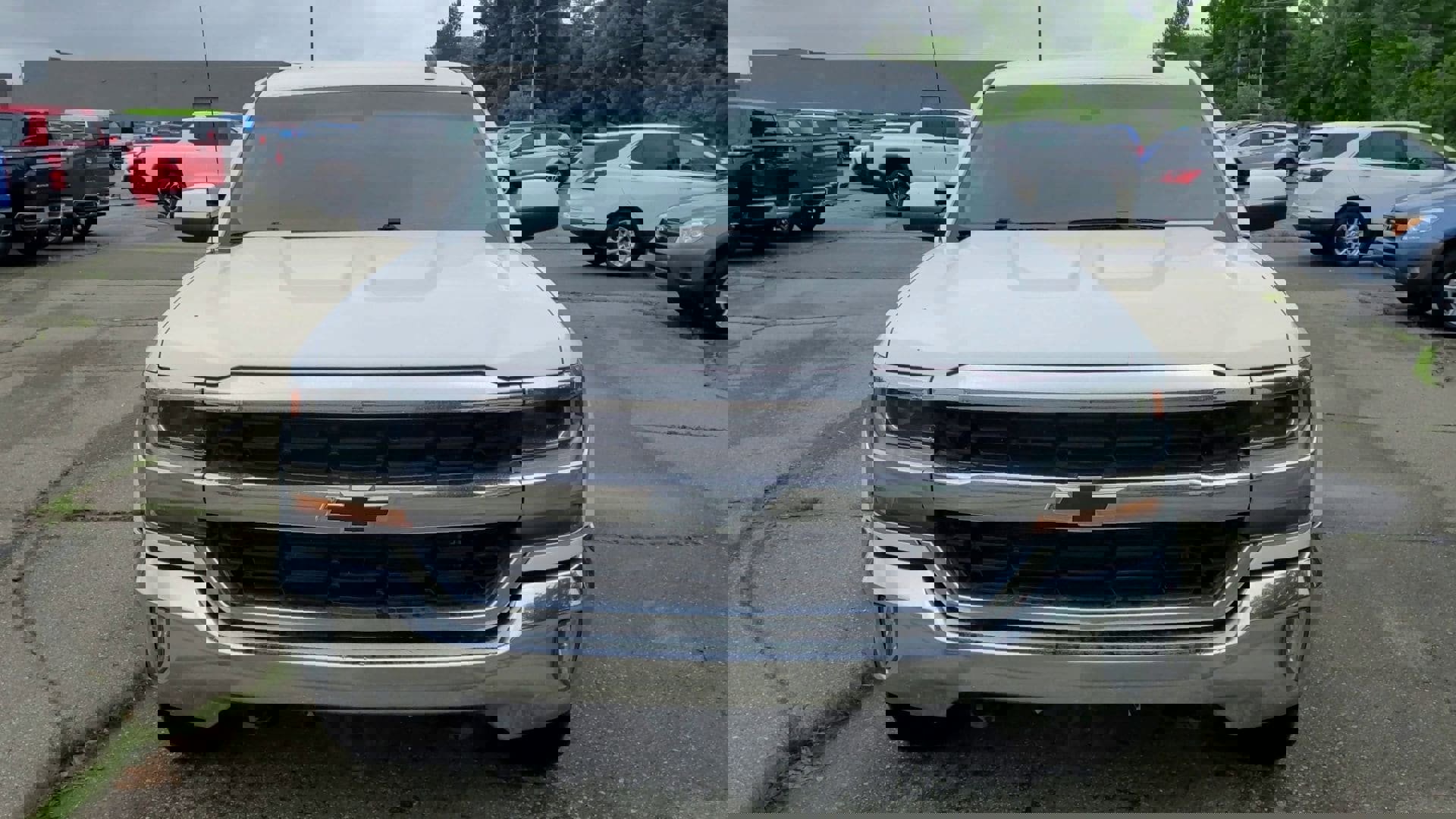 Used 2017 Chevrolet Silverado 1500 LT w/ All Star Edition image 37