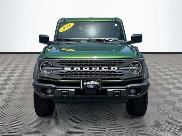 Used 2025 Ford Bronco Badlands AWD/4WD image 2