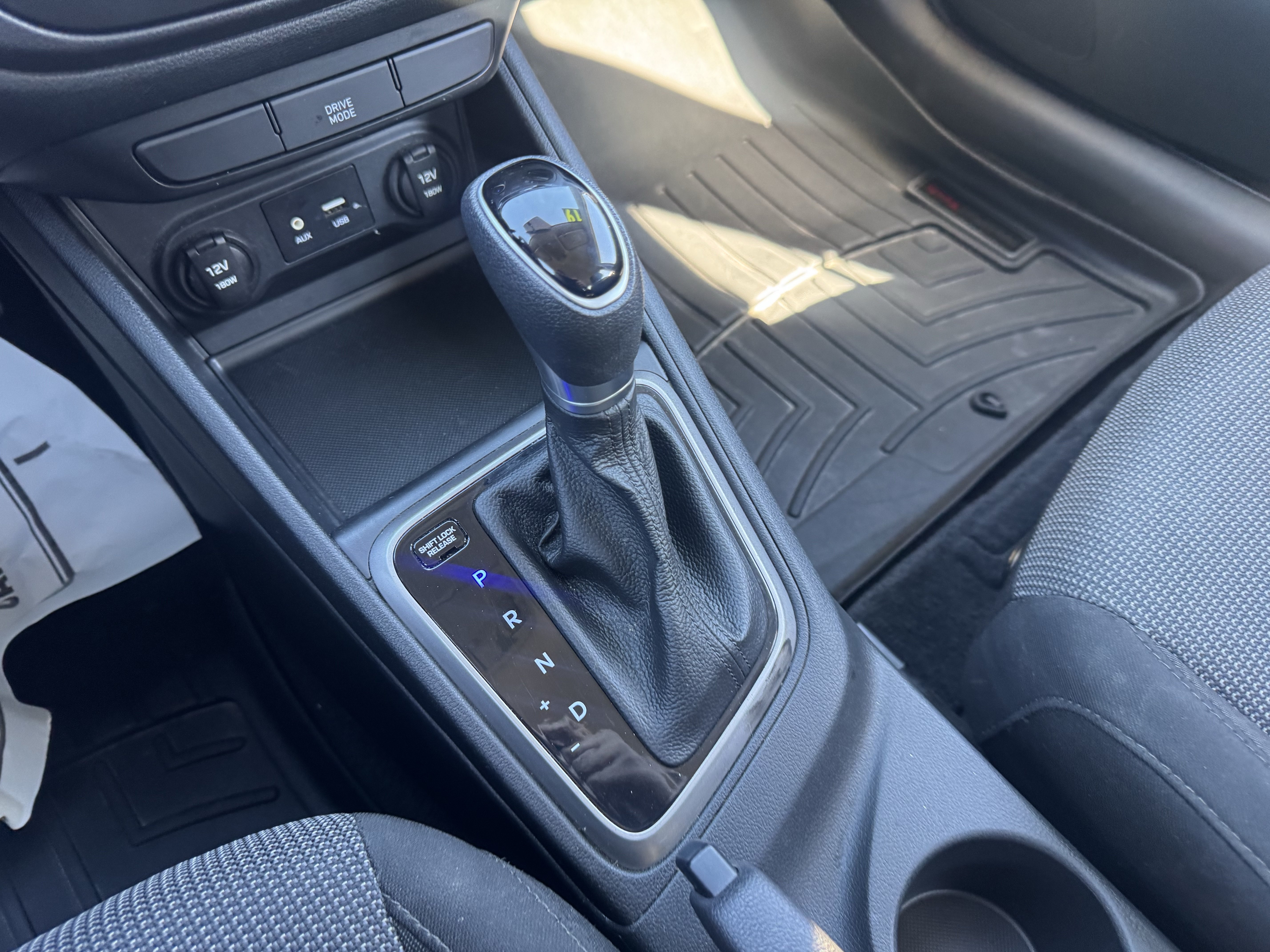 Used 2019 Hyundai Accent SE FWD image 23