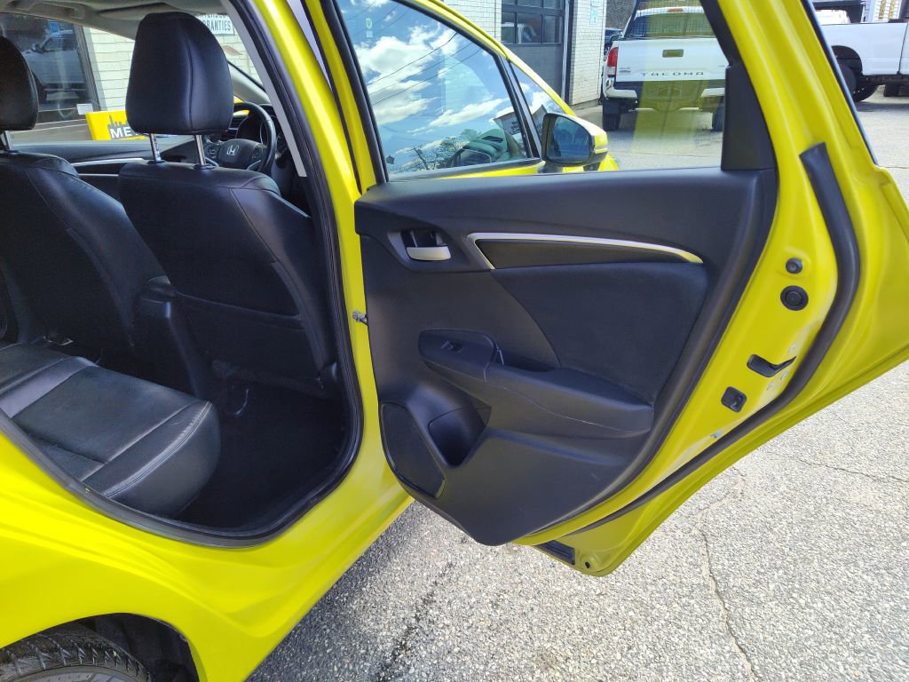 Used 2015 Honda Fit EX image 16