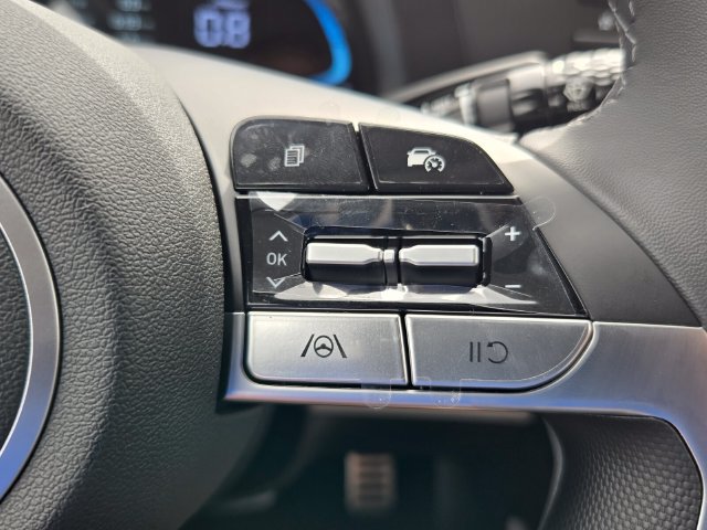 New 2026 Hyundai Elantra SEL Sport FWD image 12