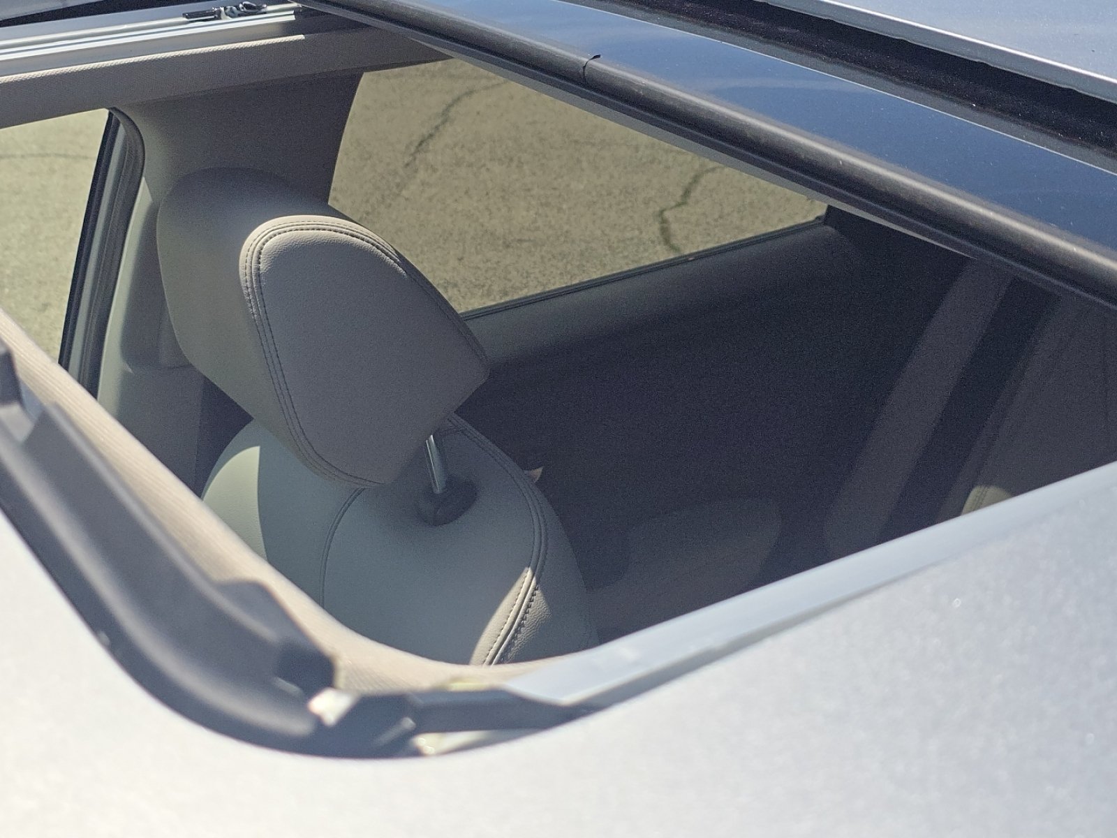 New 2027 Honda HR-V EX-L image 3