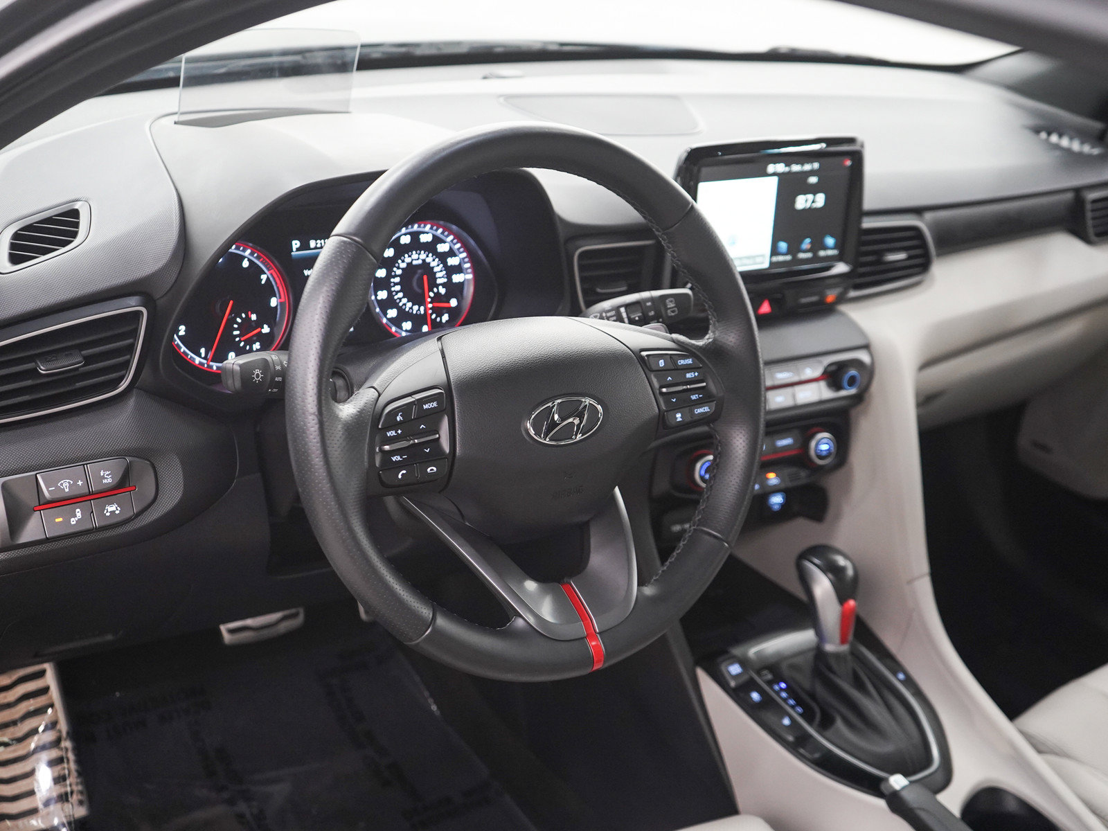 Used 2020 Hyundai Veloster Turbo Ultimate FWD image 20