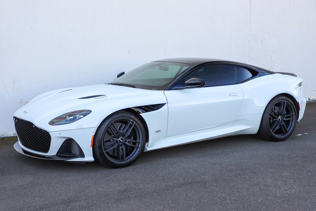 Used 2019 Aston Martin DBS Superleggera RWD image 10
