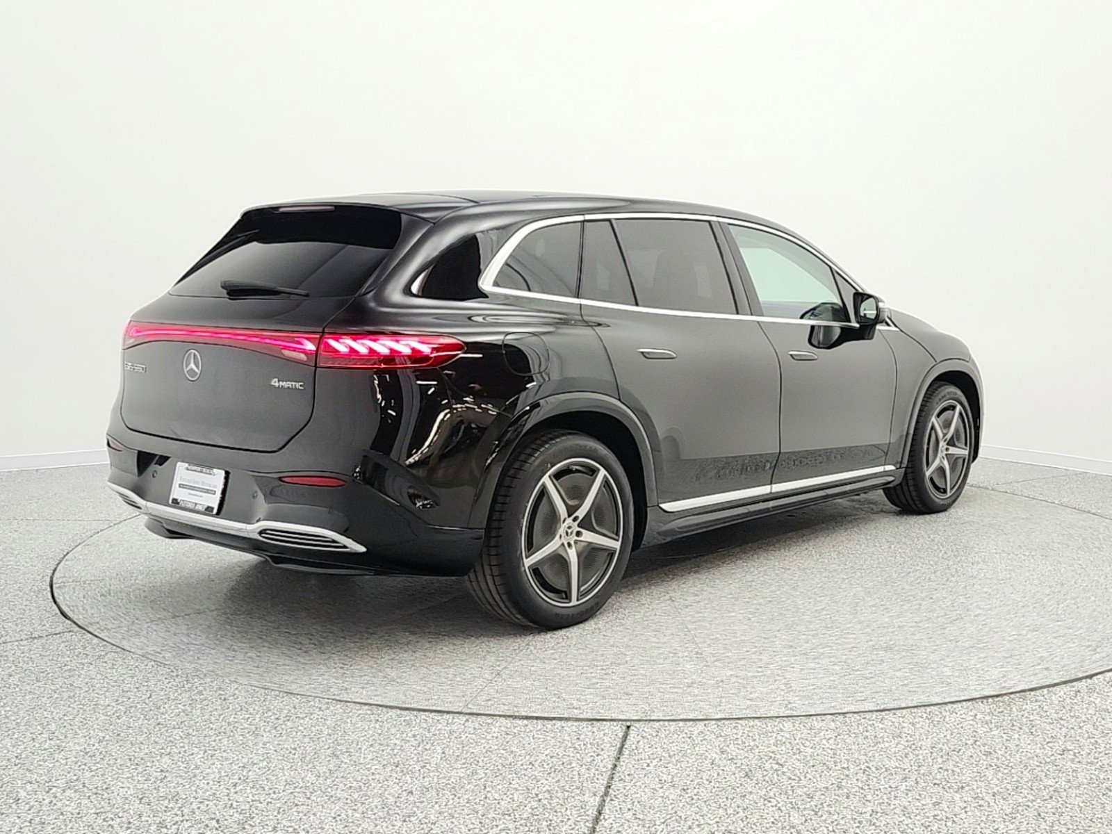 Certified 2023 Mercedes-Benz EQS 580 4MATIC SUV image 5