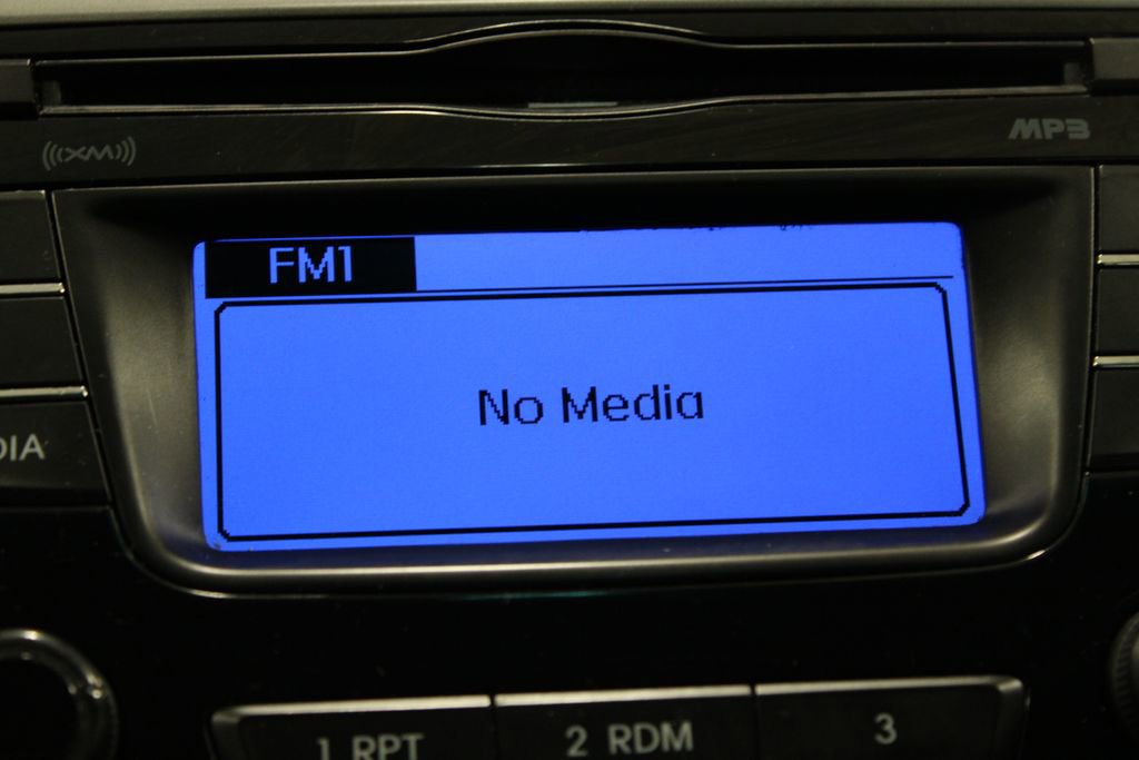 Used 2013 Hyundai Elantra GLS image 41