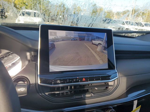 New 2026 Jeep Compass Latitude image 10