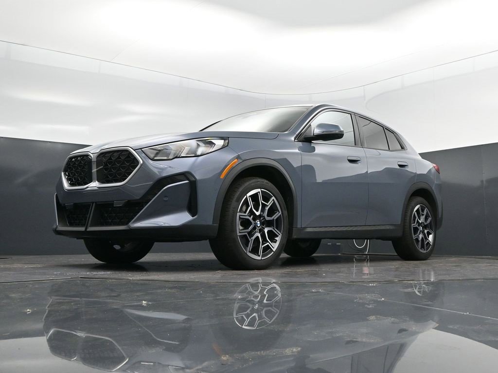 Certified 2025 BMW X2 xDrive28i image 38