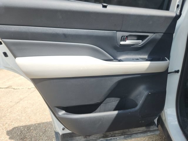 Used 2025 Toyota Grand Highlander FWD image 21